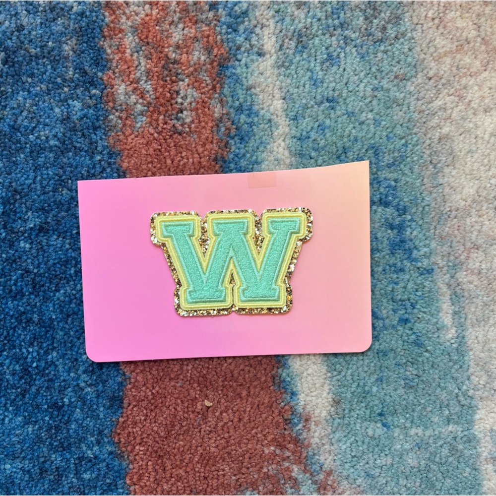 W - Sticker Patch
